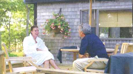 Peter Mandelson wrote that Jeffrey Epstein "remains my best pal" alongside the picture released by the House Oversight Committee