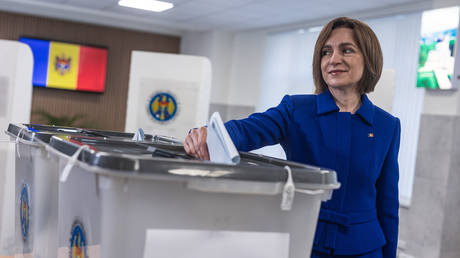 Moldovan President Maia Sandu votes during the Moldovan parliamentary elections in Chisinau, Republic of Moldova on September 28, 2025.