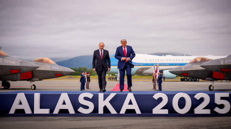 US President Donald Trump and Russian President Vladimir Putin at Joint Base Elmendorf-Richardson in Anchorage, Alaska, August 15, 2025