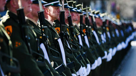 FILE PHOTO. Irish soldiers.