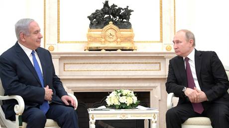 Russian President Vladimir Putin with Israeli Prime Minister Benjamin Netanyahu in Moscow, April 4, 2019.