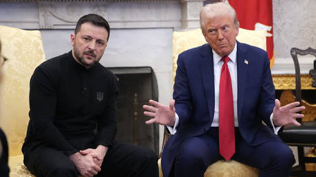 FILE PHOTO. US President Donald Trump (R) and Vladimir Zelensky meet in the Oval Office at the White House on February 28, 2025 in Washington, DC.