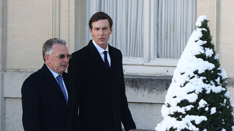 Jared Kushner (R) and Steve Witkoff (L) arrive at the Elysee Palace in Paris, France, January 6, 2026 © Getty Images / Tom Nicholson